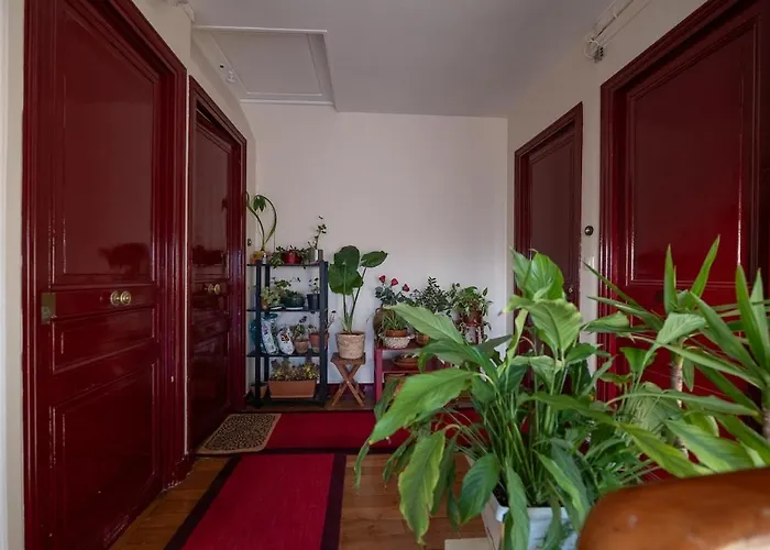 Cozy Escape In A Refined 2 - 14e