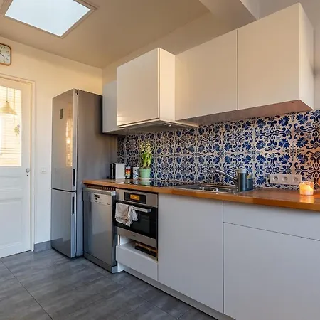 Cozy Escape In A Refined 2 - 14e